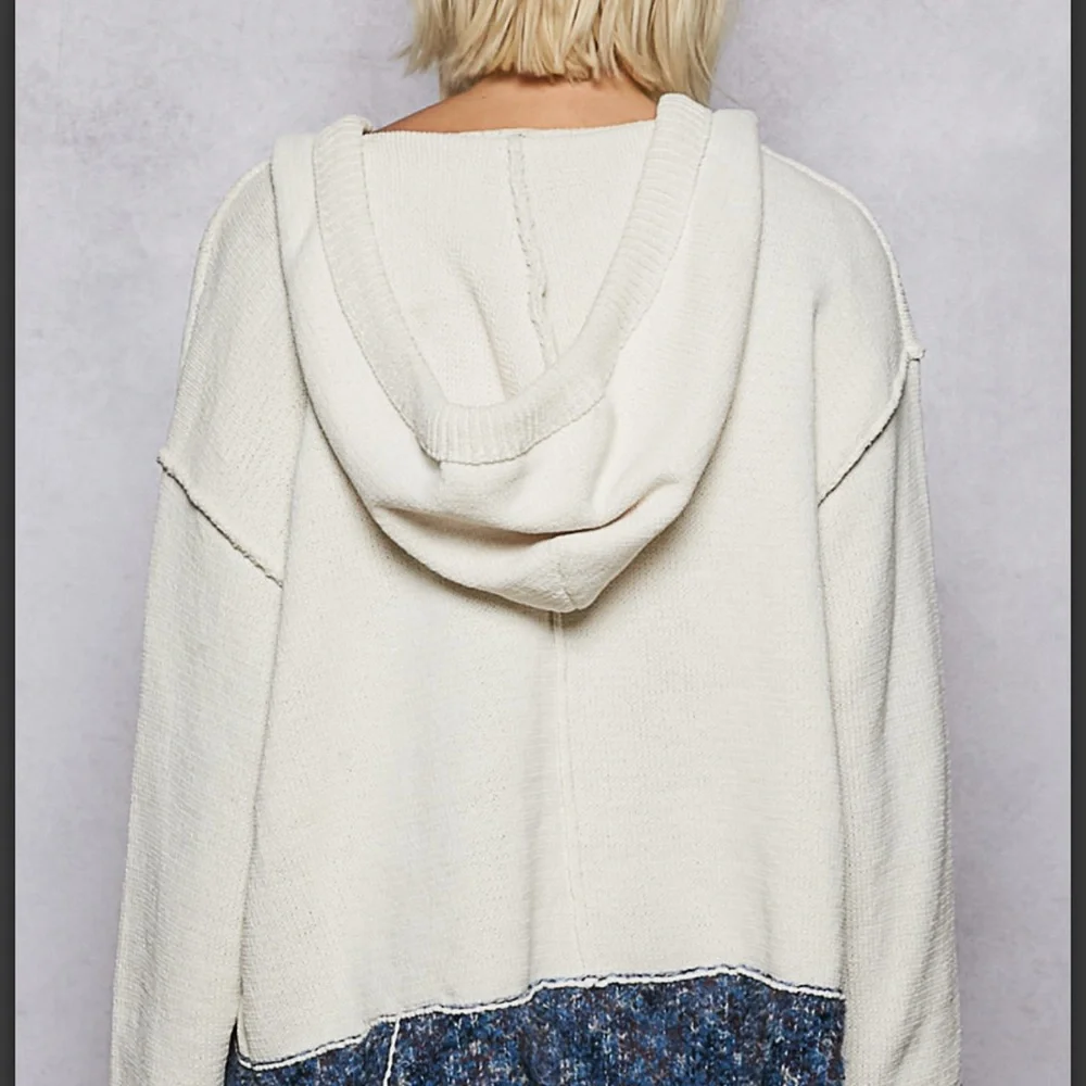 P9970–(🚨New Color) POL Patchwork Floral Lace Flag Hoodie ❤️🤍💙 - Picture 7 of 7